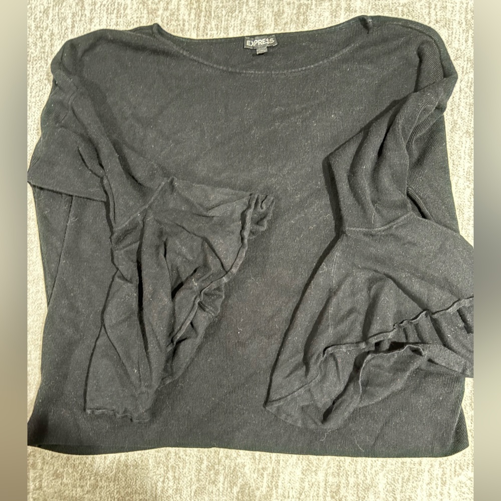 Black Bellsleeve sweater